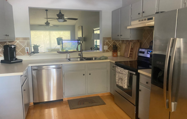 621 SQUIRE CIR