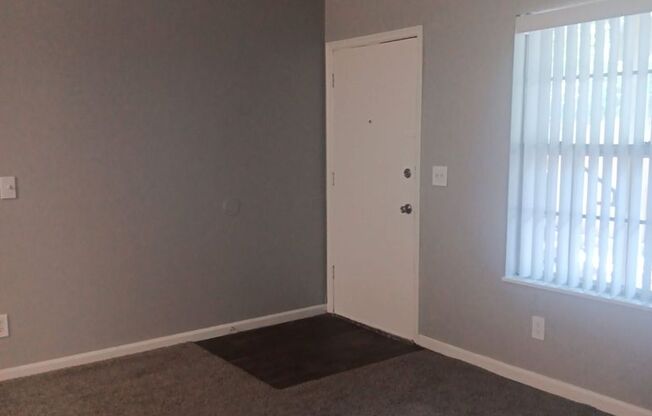 1 bed, 1 bath, 555 sqft, $615, Unit 7814-110