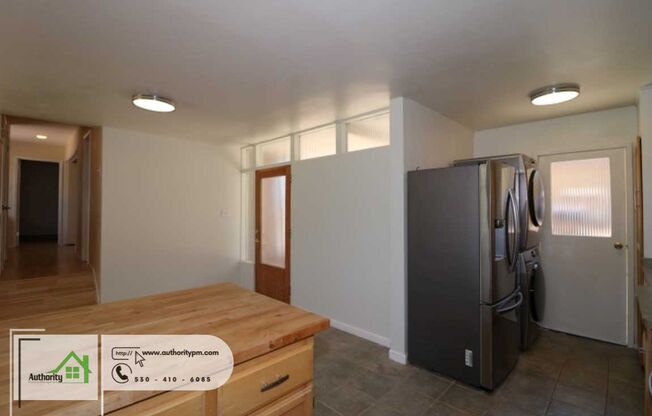 2 beds, 1 bath, $1,600