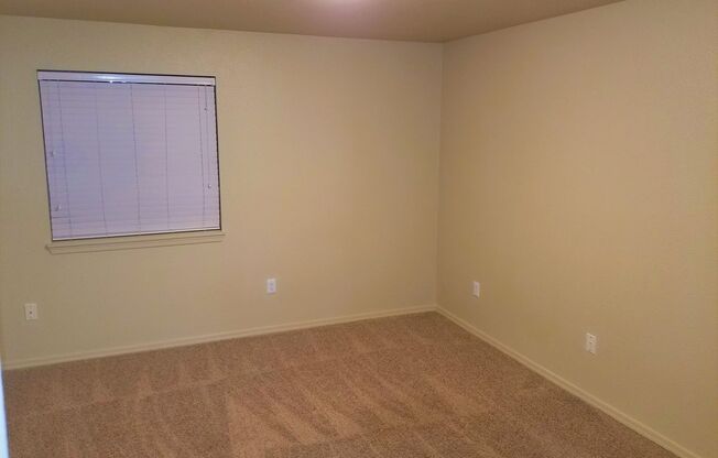 2 beds, 2 baths, $1,700