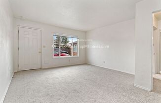 2 beds, 1 bath, $1,349, Unit 2211 NE 81st Avenue