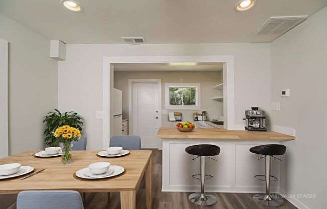 1 bedroom / 1 bath ~ Just Renovated & Move-In Ready!