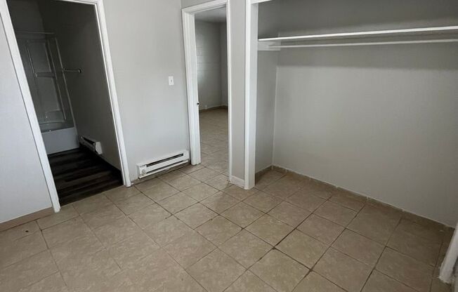 1 bed, 1 bath, 425 sqft, $875, Unit 31