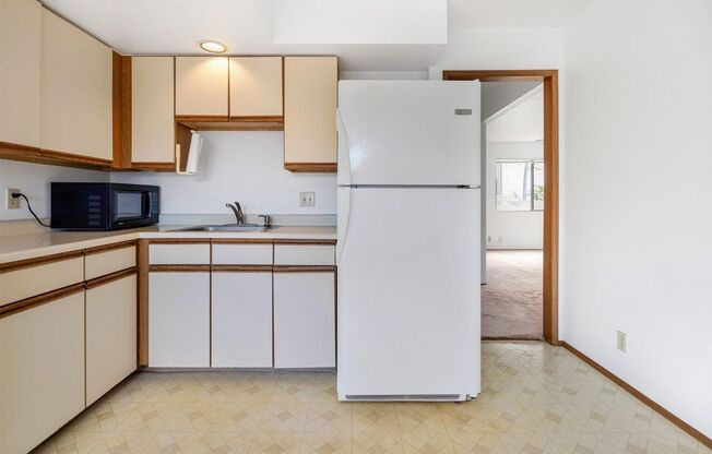 2 beds, 1 bath, $2,875