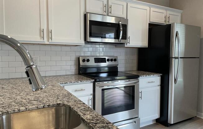 Stainless Steel Appliances Townhomes