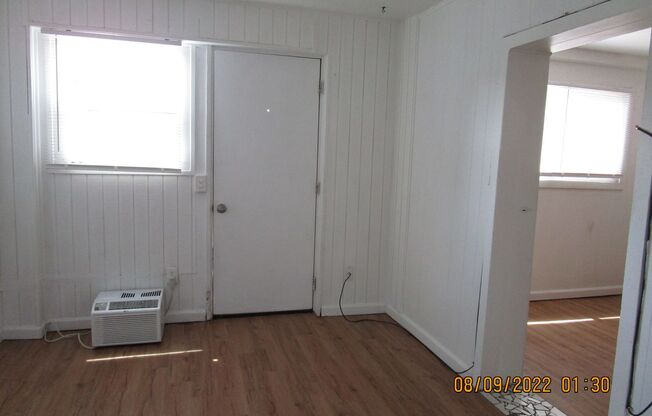 1 bed, 1 bath, $1,095