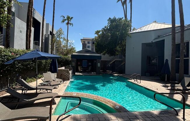 3 beds, 2 baths, $1,900, Unit # 2101