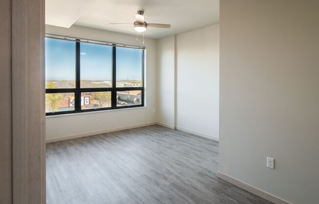 3 beds, 2 baths, 1,413 sqft, $3,600, Unit 625