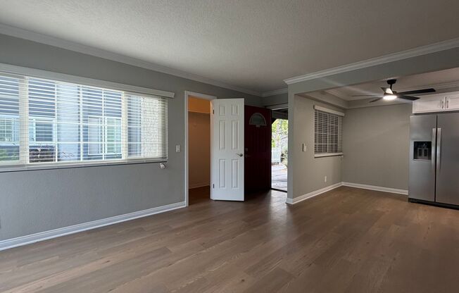 2 beds, 1 bath, 900 sqft, $2,950, Unit 2303