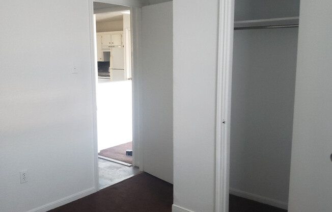 2 beds, 1 bath, 775 sqft, $695, Unit A-STILL OCCUPIED BY RESIDENT