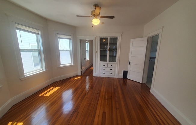 26 BUTTONWOOD ST