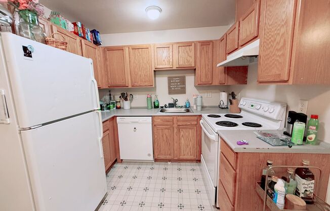 1842/1844 Valencia St
