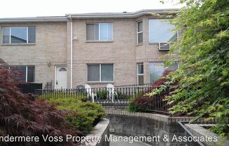 6030 N. Lombard St.