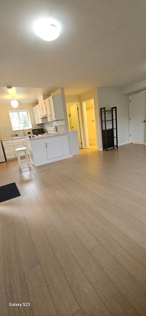 1 bed, 1 bath, $1,950, Unit Unit B