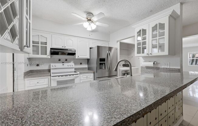 6929 SW 38TH ST #Townhouse 2-L MIRAMAR, FL 33023
