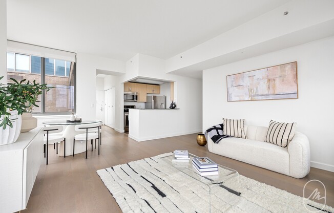 2 beds, 2 baths, $7,200, Unit 27J