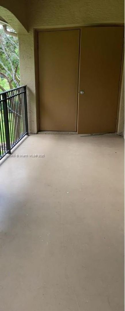 230 SW 117TH TER # 11208 PEMBROKE PINES, FL 33025