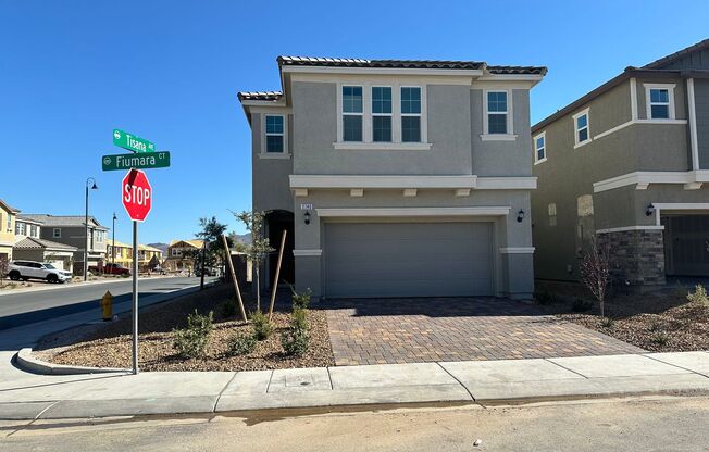 Spacious 4 bedroom, 2.5 bathroom home located in Henderson!