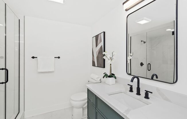 2 beds, 2 baths, 1,000 sqft, $4,985, Unit 201