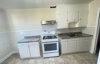 2 beds, 1 bath, 825 sqft, $1,125, Unit C