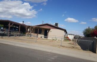 AFFORDABLE SOUTH PHOENIX HOME!