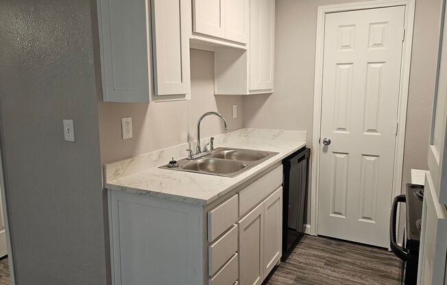 1 bed, 1 bath, 545 sqft, $745, Unit SB-A28