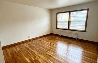 1 bed, 1 bath, $895, Unit 07