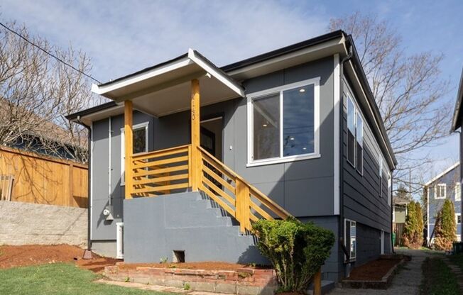 Roomy Updated Columbia City Home for Lease