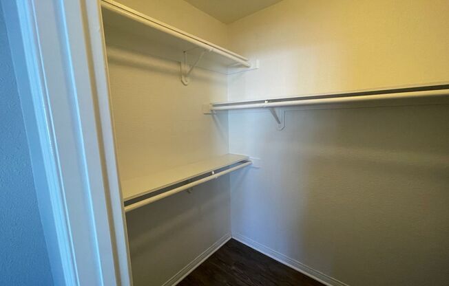 2 beds, 2 baths, 980 sqft, $2,995, Unit 819-22