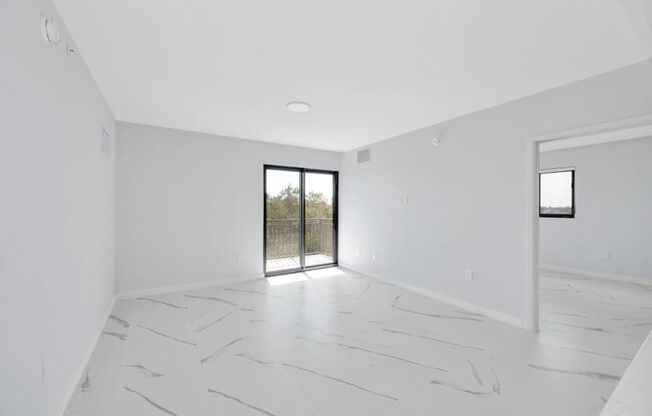 2 beds, 2 baths, 960 sqft, $2,954, Unit 611