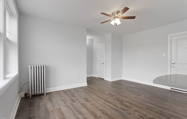 Studio, 1 bath, 313 sqft, $1,450, Unit 410