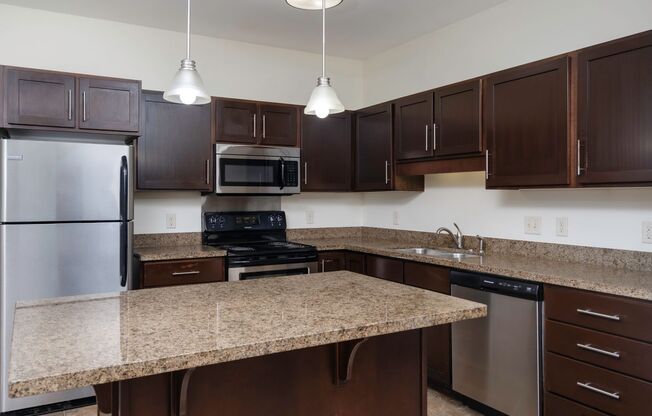 1 bed, 1 bath, 811 sqft, $1,685, Unit 301