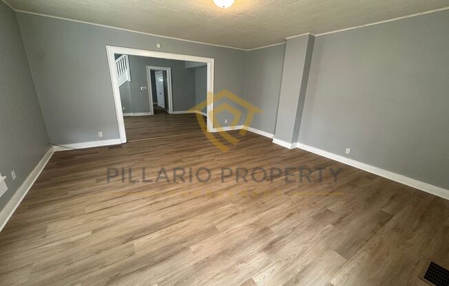 2702 - 2704 Highland Place
