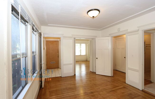 1 bed, 1 bath, $1,900, Unit 3825