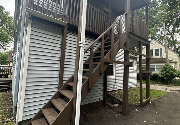 3900 W 17 ST