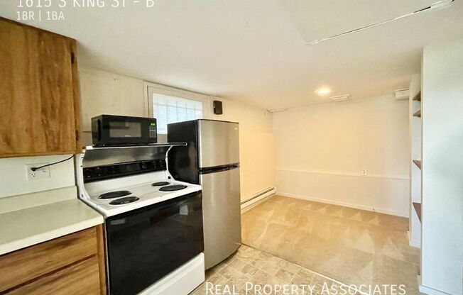 1615 S King St