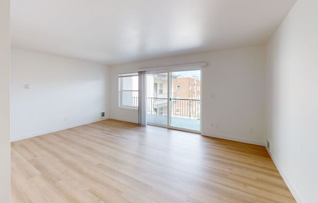 1 bed, 1 bath, 805 sqft, $1,945, Unit 107