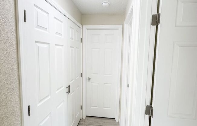 2 beds, 1 bath, 788 sqft, $1,300, Unit 1899F