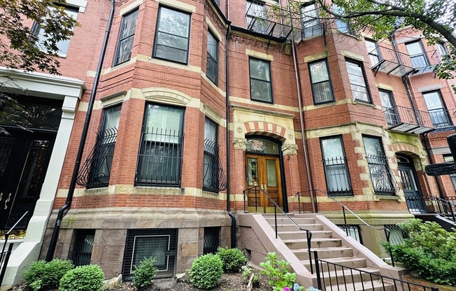 333 BEACON ST