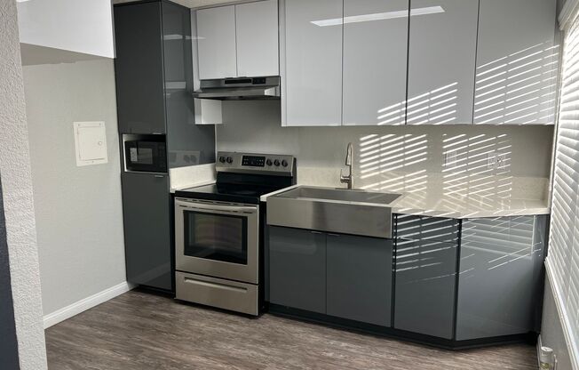 1 bed, 1 bath, 480 sqft, $2,265, Unit 111