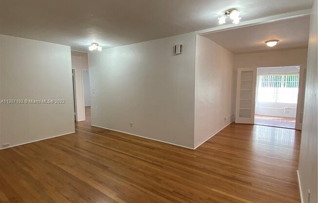 6330 CORAL WAY