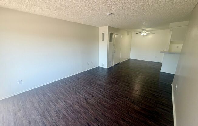 1 bed, 1 bath, 713 sqft, $2,075, Unit B116