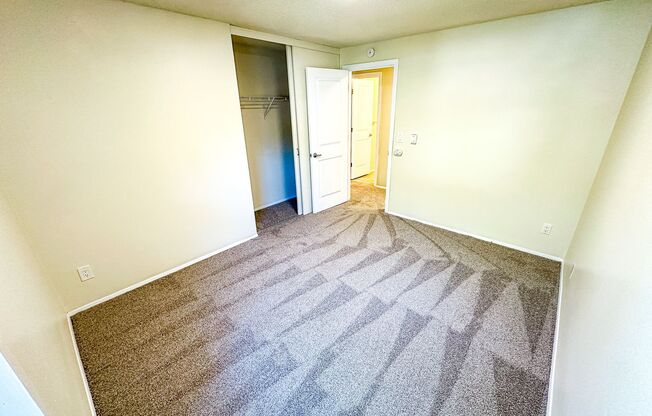 2 beds, 1 bath, 834 sqft, $1,895, Unit 205