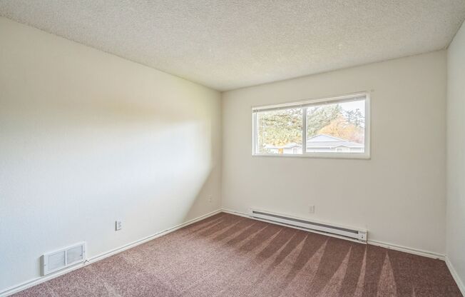 3 beds, 1 bath, $1,950