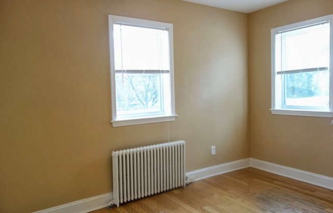 8105 Greenwood Avenue DGY LLC