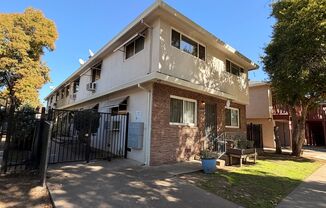 2727 V Street - Apts