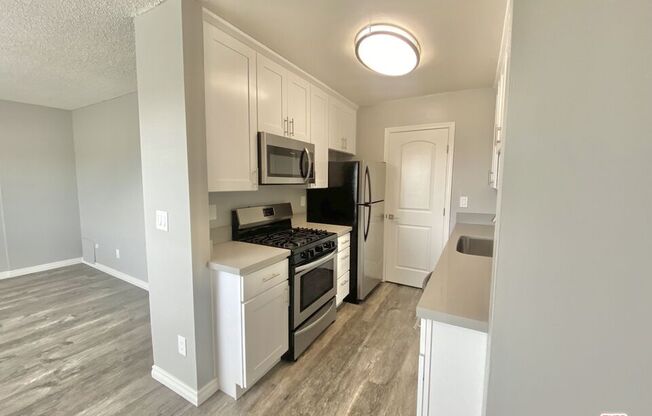 1812 N Alvarado St #3