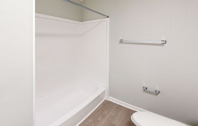 2 beds, 1.5 baths, 1,110 sqft, $1,450, Unit 23D