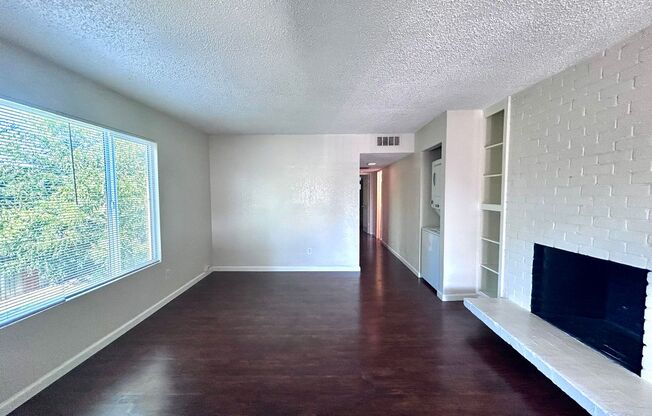 2 beds, 1 bath, 847 sqft, $1,495