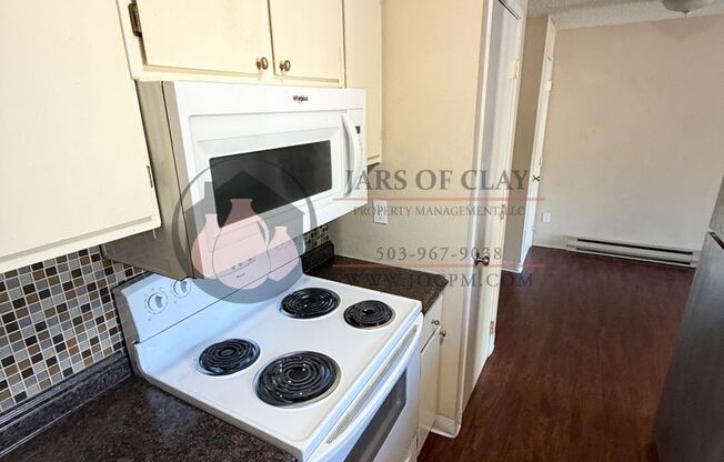 Beaverton Community Living | Dedicated Off-Street Parking & Great Layout